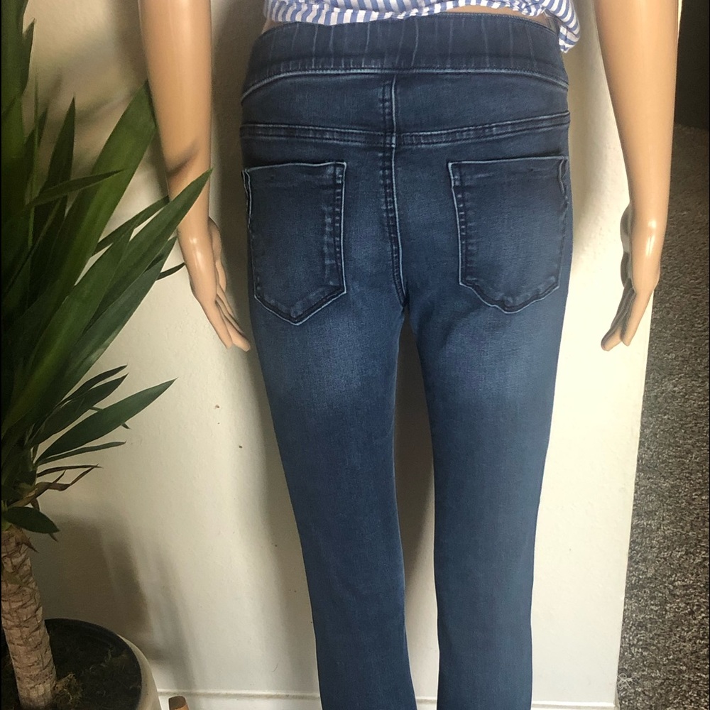 Skinny Jeans - Picture 3 of 4